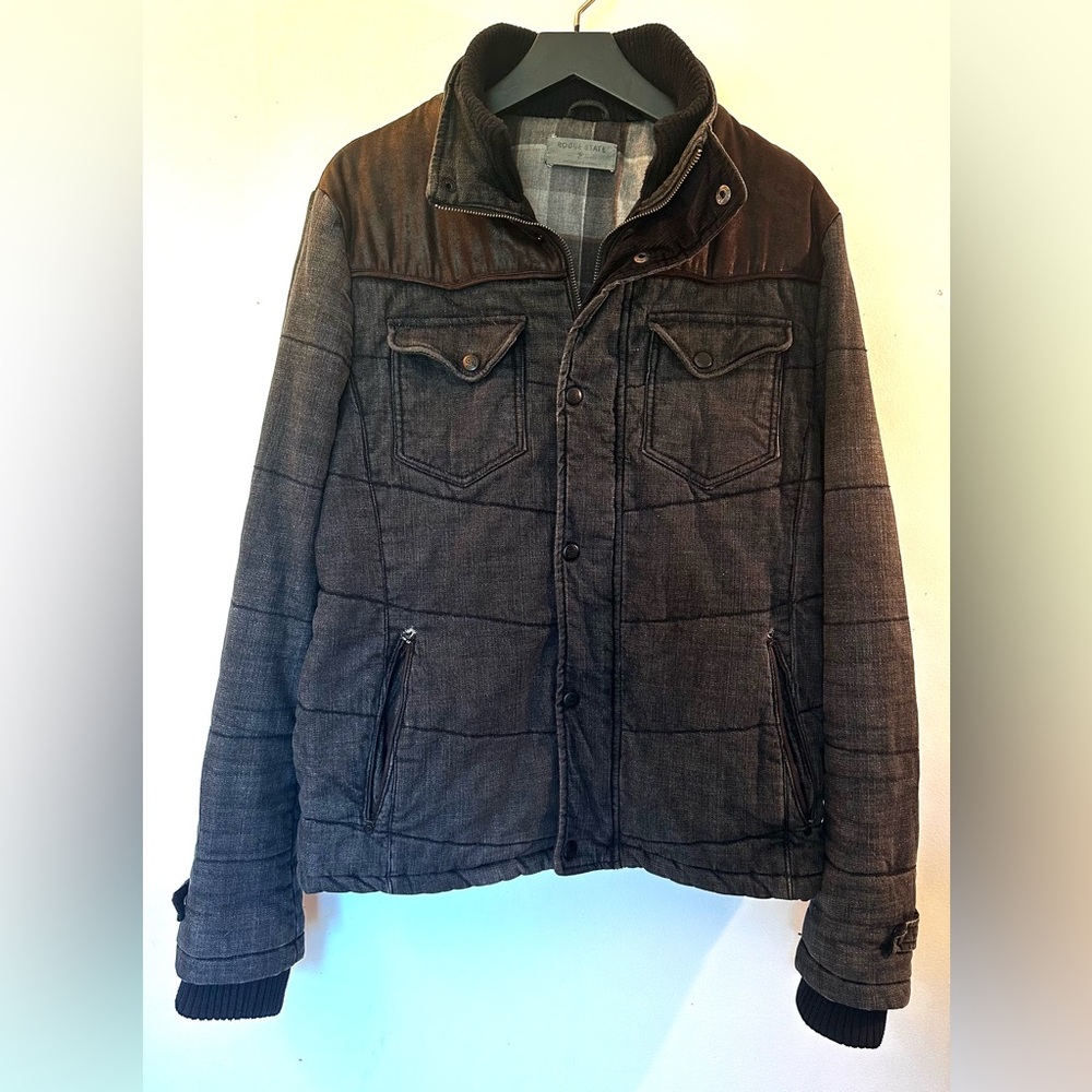 Men’s Rogue State grey denim jacket with brown suede yoke and elbow patches sz M